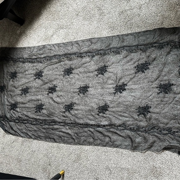 SILK SCARF Black Rectangular Embroidered Sheer Rolled Edges 66x30 EUC - Picture 12 of 14